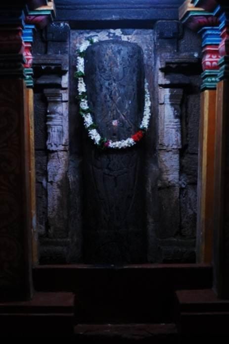 The ancient rock Shivalingam at Muneswaram Temple in Chilaw, Sri Lanka. Mythology assigns this lingam to the period of Ramayana (7th to 4th centuries BC) and claims are made that this was consecrated by prince Rama himself after defeating King Ravana of Lanka who was an ardent devotee of Lord Shiva. Carbon dating to verify these claims has never been undertaken.