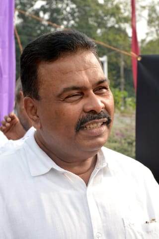 Nandana Gunathilake’s Death Reopens JVP Rift