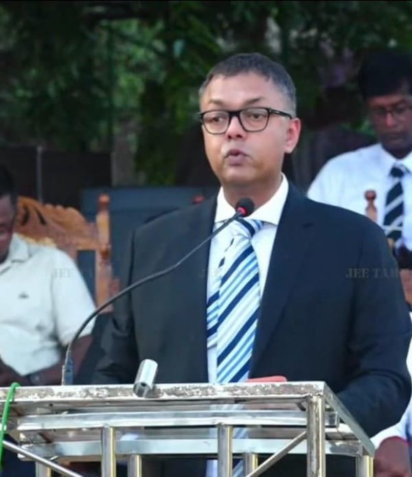 At Jaffna Hindu College, a Former Student Returns With a Message on Resilience